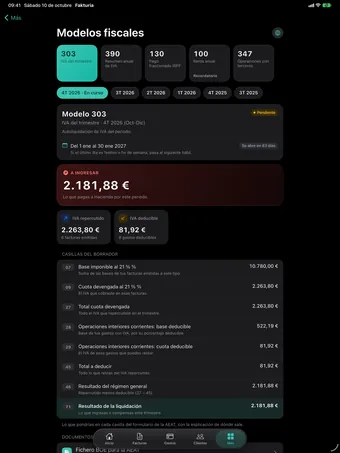 iPad con la app de Fakturia en el modelo 303 del cuarto trimestre: 2.181,88 € a ingresar y las casillas del borrador.
